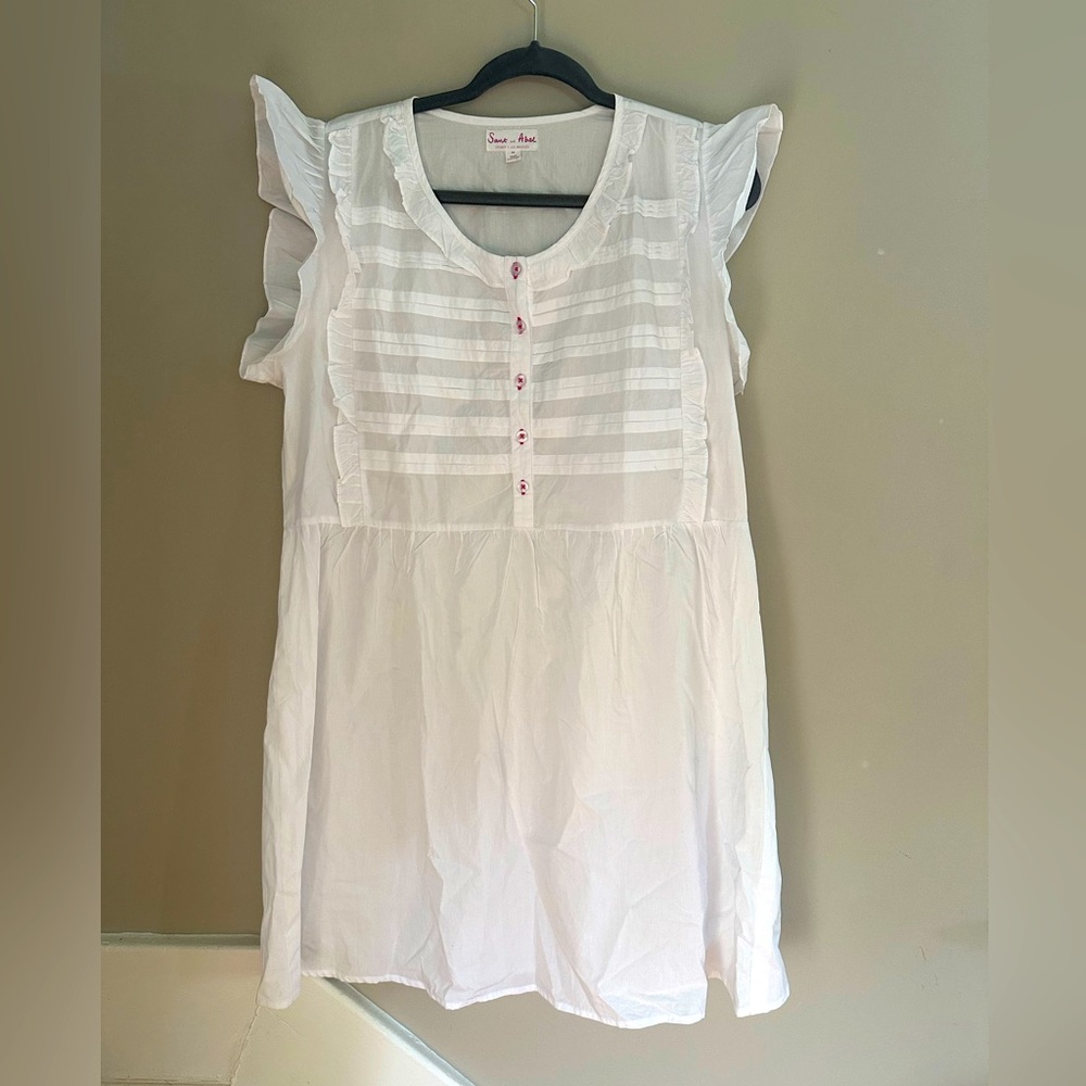 Sant and Abel. 100% Cotton. White nightie. Size M.
